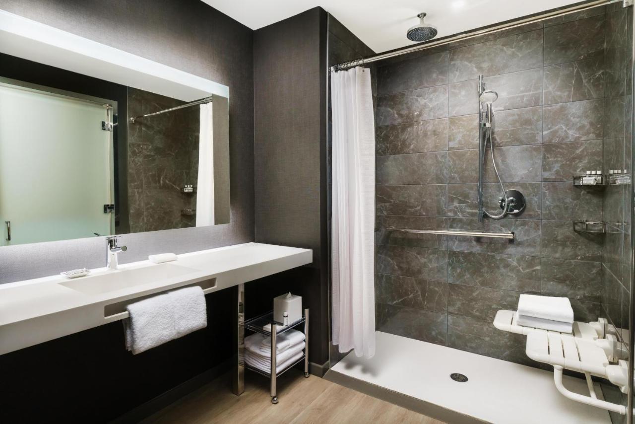Ac Hotel By Marriott Raleigh Downtown Luaran gambar